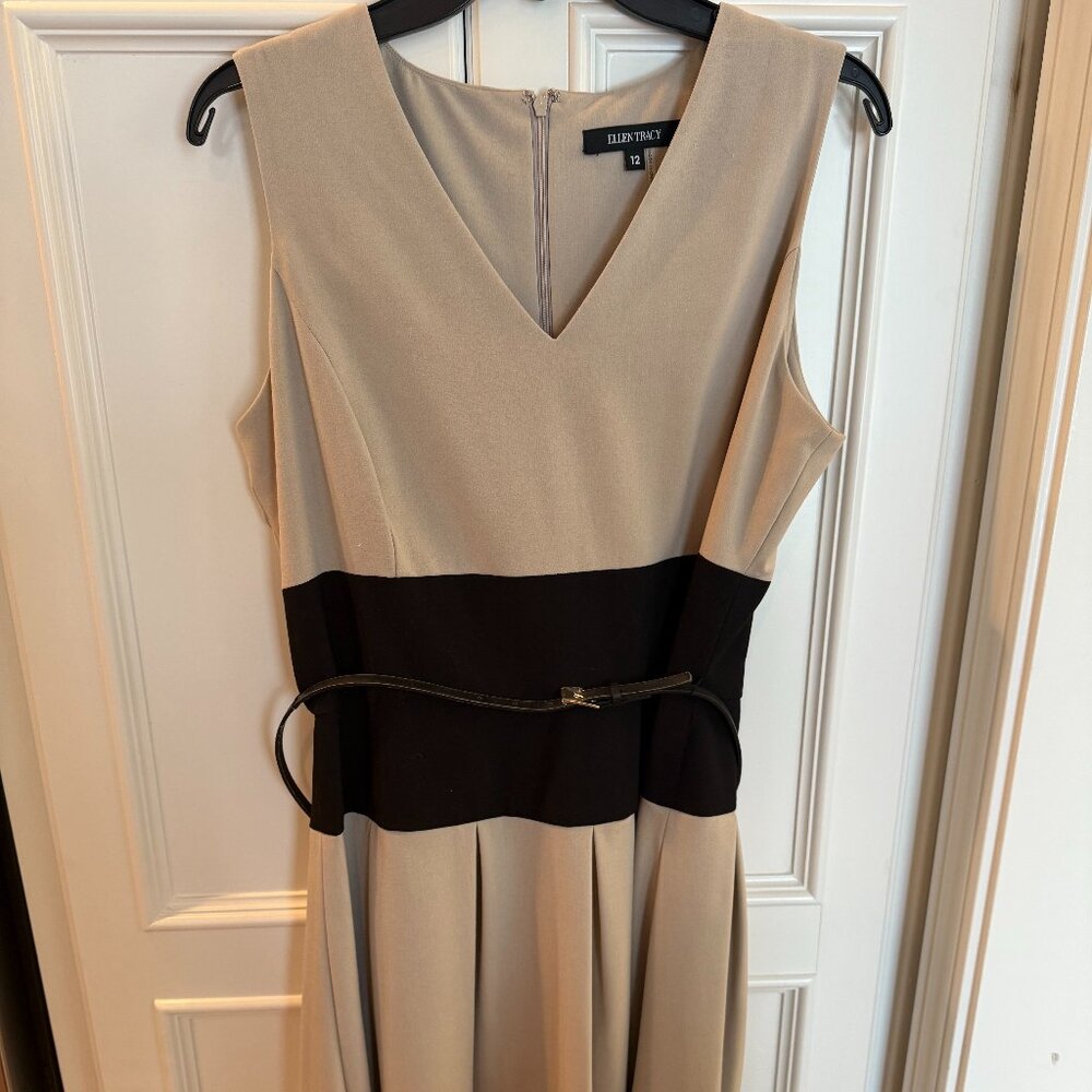 Ellen Tracy  NWOT khaki and black sheath dress size 12